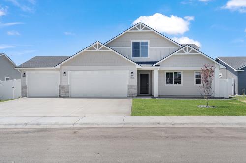 Weekend Open Houses - 07/05 - 07/06